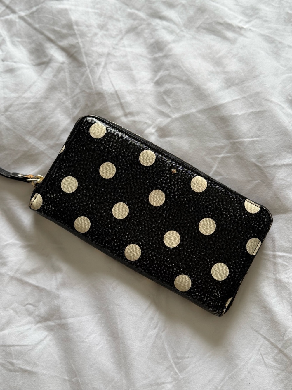 kate spade Black White Polka Dot Zip Pocket Wallet